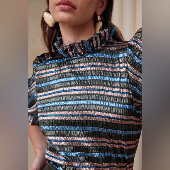 HUNTER BELL | Stella Blouse Top in Festive Stripe Metallic Holiday Top - Picture 3 of 11